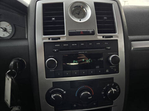 2009 Chrysler 300 LX