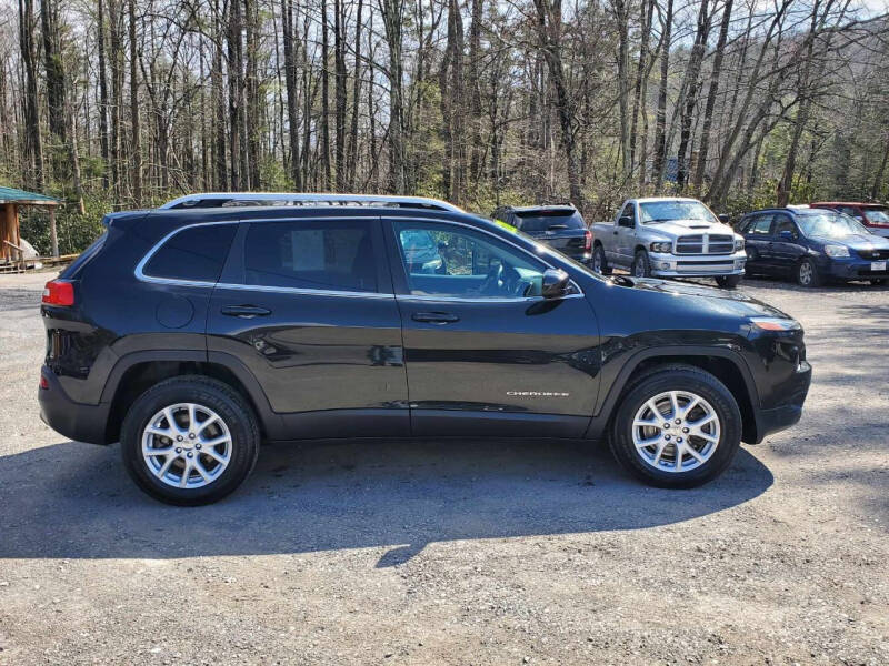 2015 Jeep Cherokee Latitude photo 4