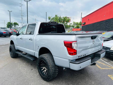 2020 Nissan Titan