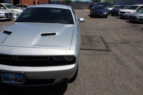 2020 Dodge Challenger SXT