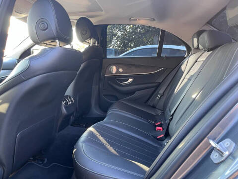 2018 Mercedes-Benz E-Class E 300