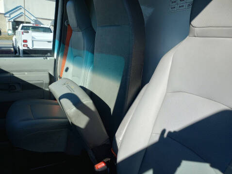 2017 Ford E-Series E-350 SD