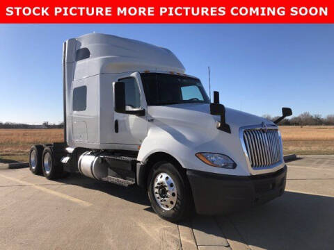 2019 International LT625