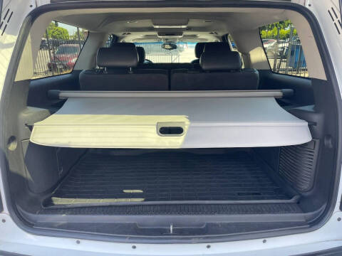 2012 Chevrolet Suburban LT