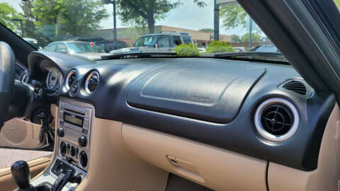 2004 Mazda MX-5 Miata LS