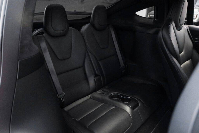 2023 Tesla Model X Plaid