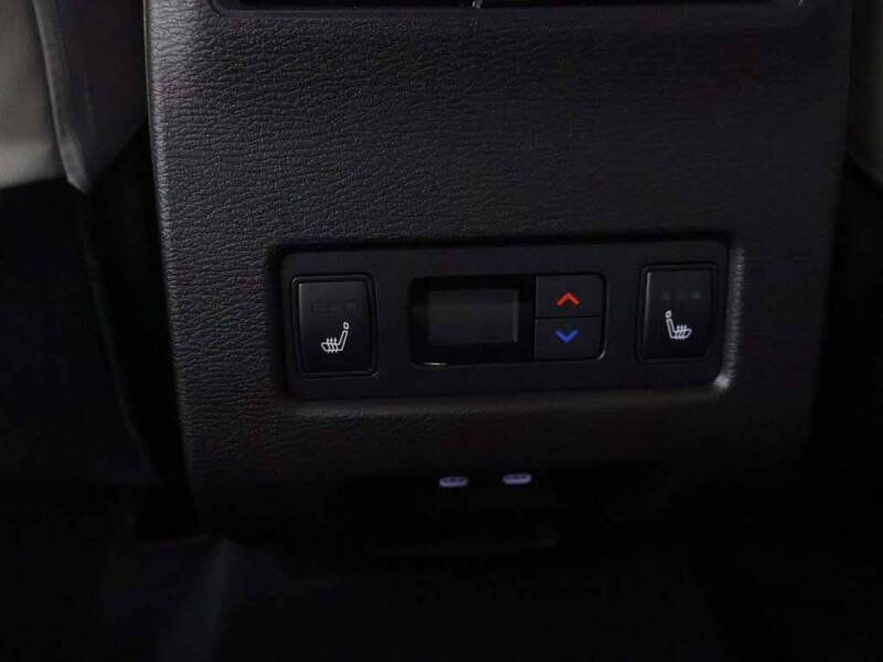 2025 Mitsubishi Outlander SEL Platinum Edition