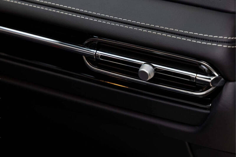 2025 Aston Martin DB12 Volante