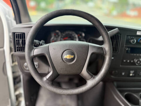 2013 Chevrolet Express 2500