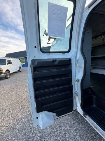 2017 Chevrolet Express 2500