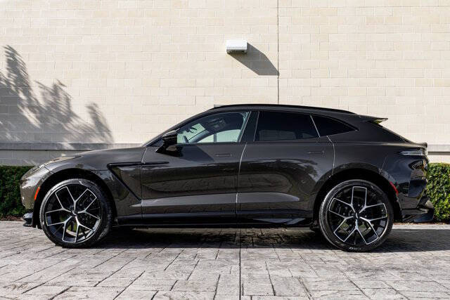 2026 Aston Martin DBX 707