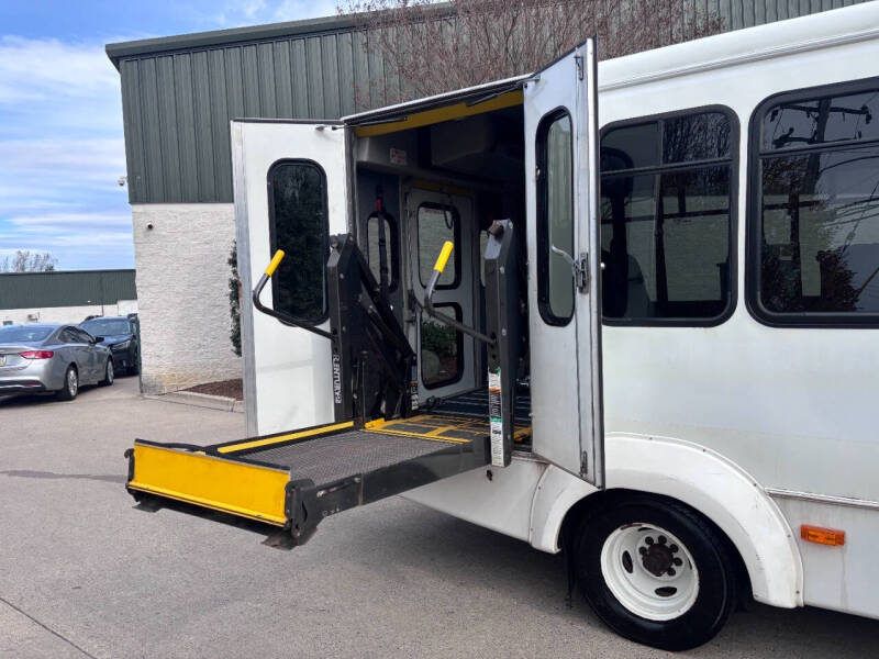 2014 Ford E-Series E-350 SD