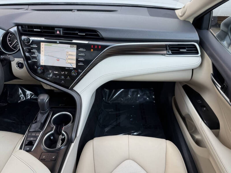 2018 Toyota Camry XLE V6