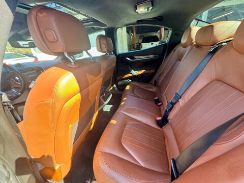 2017 Maserati Ghibli