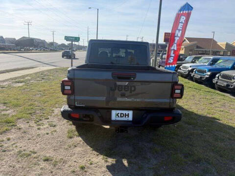 2026 Jeep Gladiator Sahara