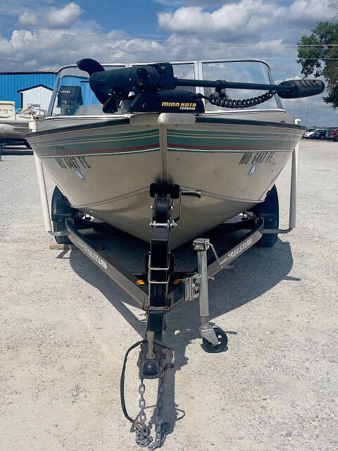 2004 Tracker Targa V-16 for sale at Truman Lake Marine in Warsaw, MO