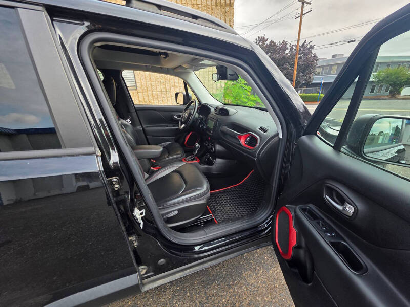 2015 Jeep Renegade Trailhawk