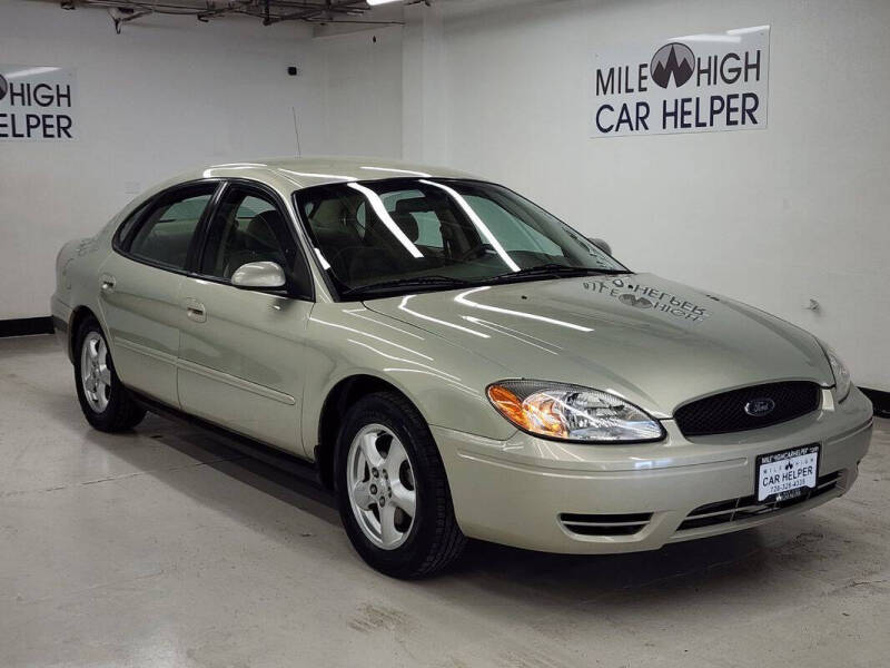 2004 Ford Taurus SE
