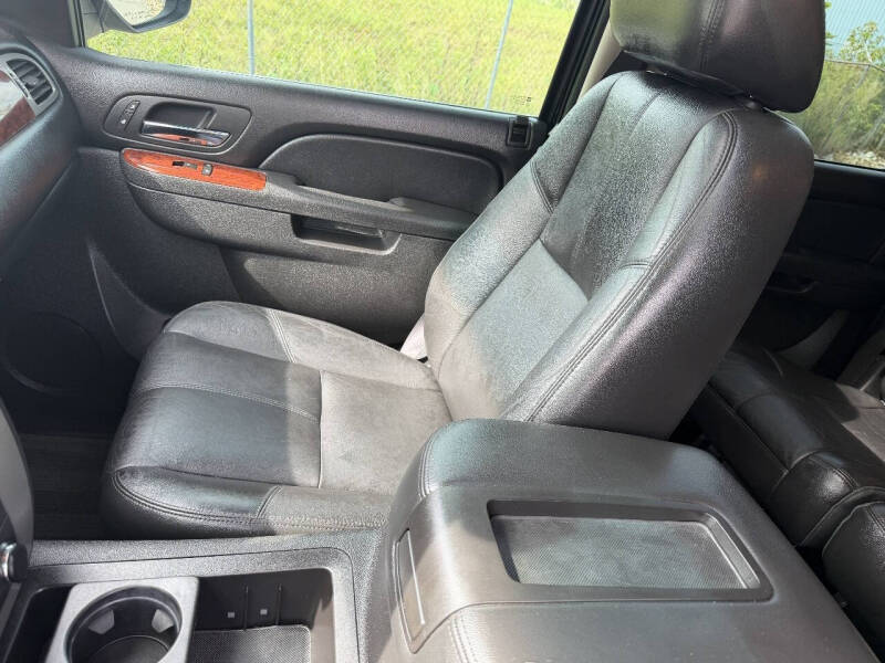 2012 GMC Yukon XL SLT