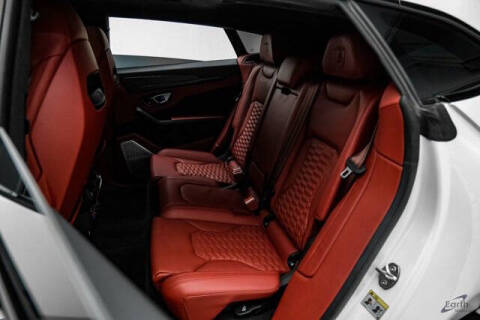 2022 Lamborghini Urus
