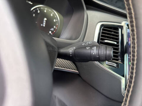 2019 Volvo XC90 T5 R-Design