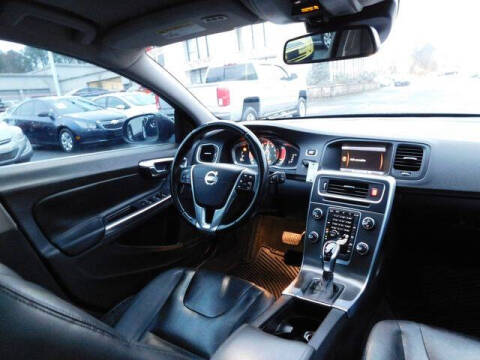 2015 Volvo V60 T5 Drive-E Premier