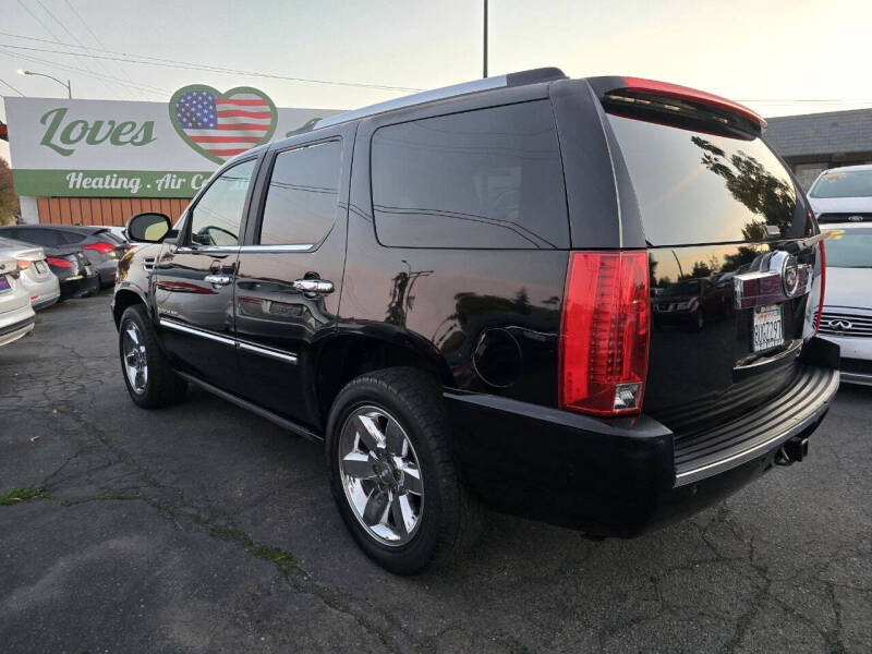 2008 Cadillac Escalade
