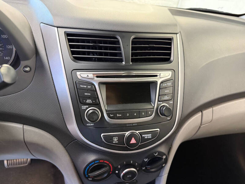 2015 Hyundai Accent GLS