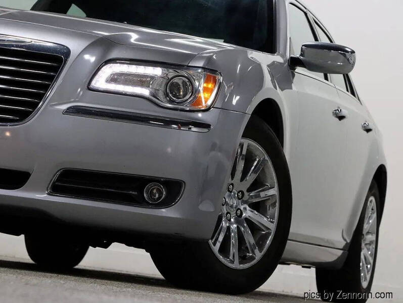 2013 Chrysler 300 C