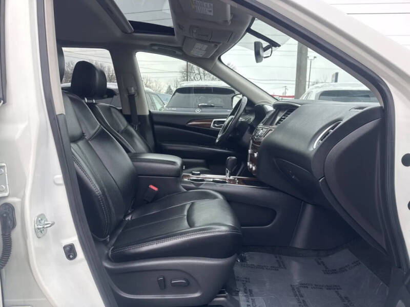 2017 Nissan Pathfinder