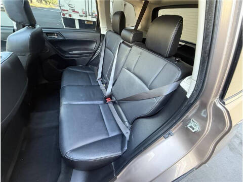 2015 Subaru Forester 2.5i Touring