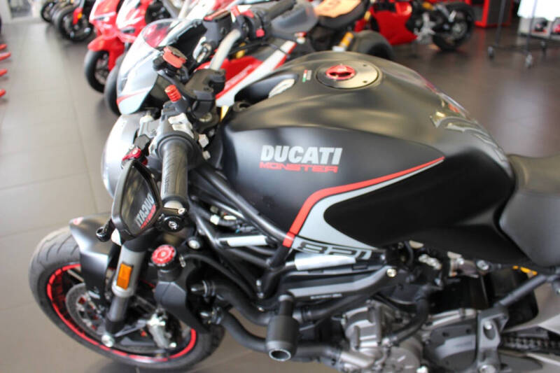 2019 Ducati Monster