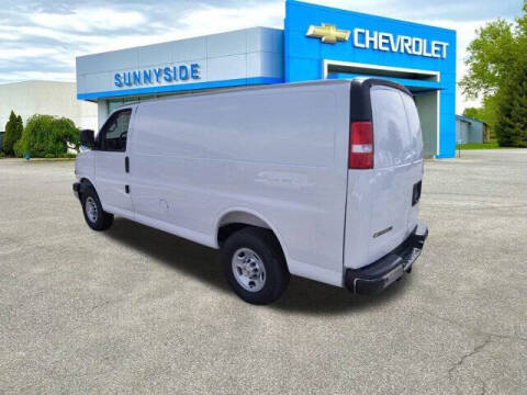 2025 Chevrolet Express 2500