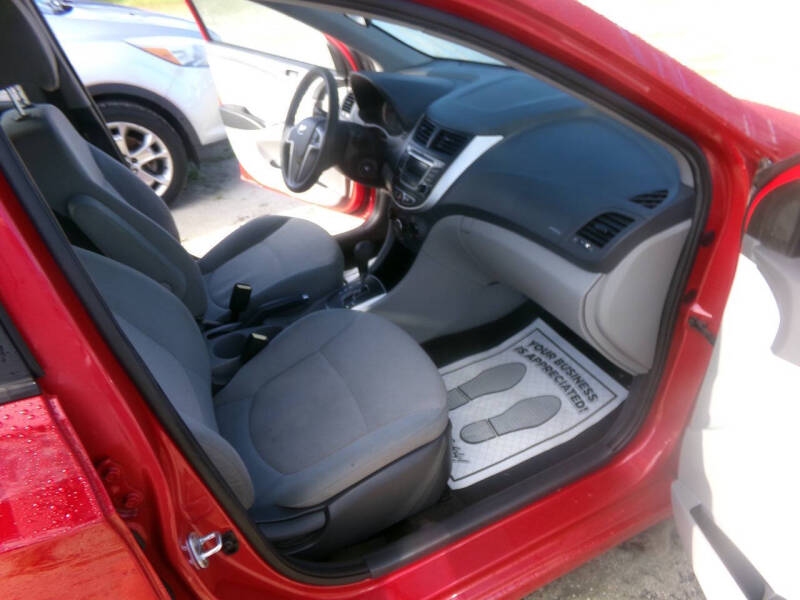 2014 Hyundai Accent GS