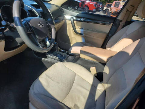 2012 Kia Sorento LX