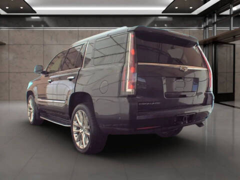2017 Cadillac Escalade Luxury