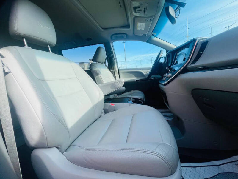 2017 Toyota Sienna