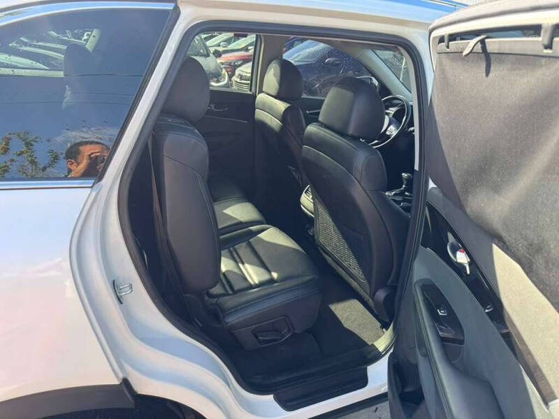 2018 Kia Sorento EX V6
