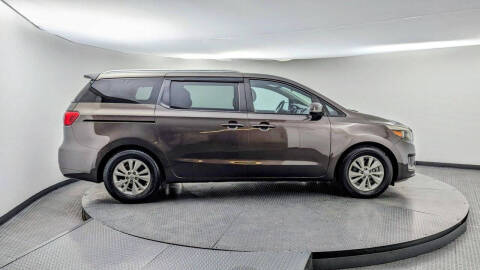 2016 Kia Sedona LX