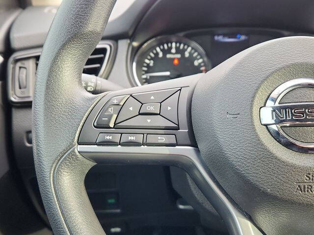 2017 Nissan Rogue Sport SV