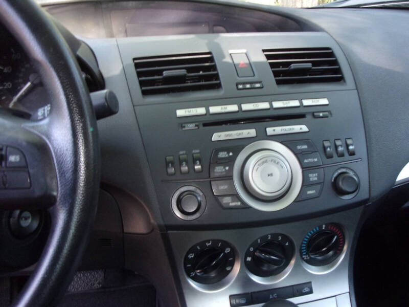 Image 10 of 2010 Mazda MAZDA3 i Touring