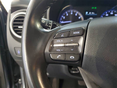 2020 Hyundai Kona SEL Plus