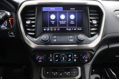 2022 GMC Acadia Denali