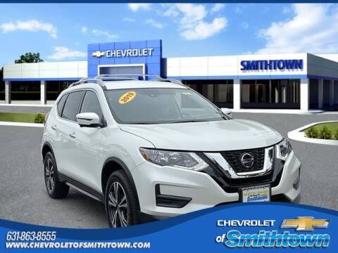 2019 Nissan Rogue for sale at CHEVROLET OF SMITHTOWN in Saint James NY