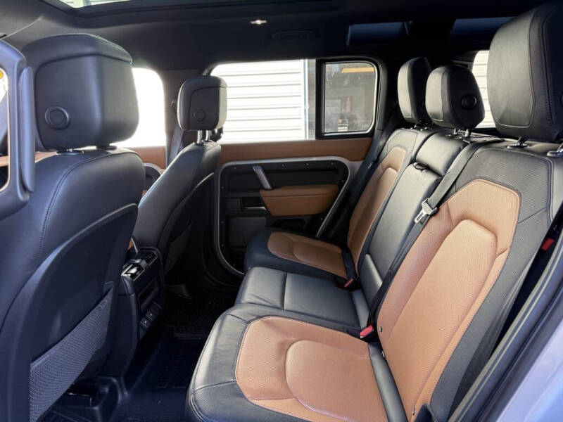 2023 Land Rover Defender 110 X-Dynamic SE