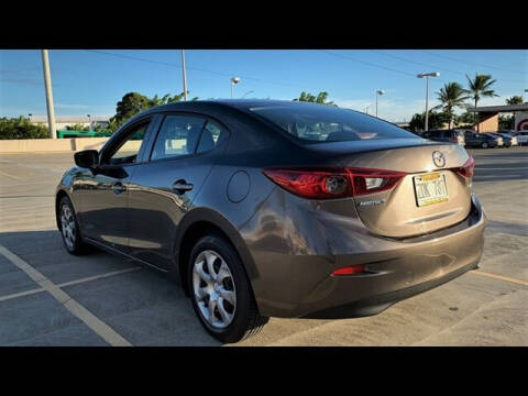 2015 Mazda MAZDA3 i SV