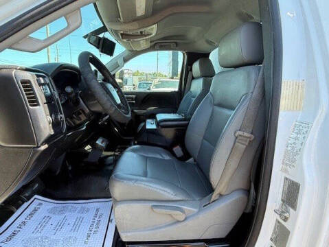 2015 Chevrolet Silverado 3500HD CC