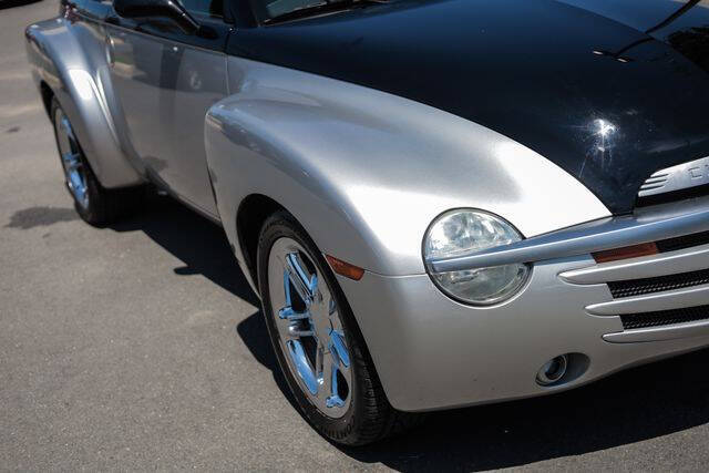 2005 Chevrolet SSR LS