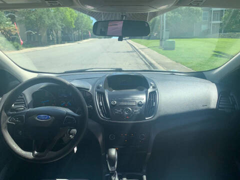 2019 Ford Escape S