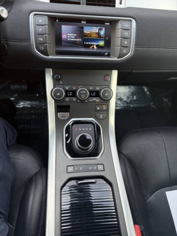 2017 Land Rover Range Rover Evoque SE Premium